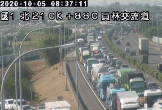 ▲▼國道1號北上彰化戰備道8車連環追撞，回堵8公里。（圖／翻攝國道監視器）