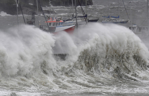 ▲▼熱帶風暴艾力克斯（Storm Alex）襲擊法國與義大利，造成至少8人死亡、30人下落不明。（圖／路透）