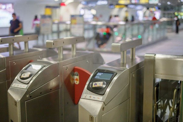 ▲▼台北捷運取消電子票證優惠，改推常客方案。（圖／翻攝自台北捷運）