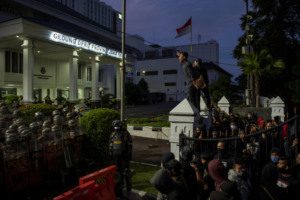 ▲印尼,萬隆,Bandung,示威。（圖／路透）
