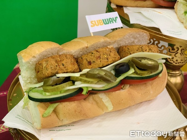 ▲▼SUBWAY「香料蔬菜球堡」旋風來台。（圖／記者蕭筠攝）