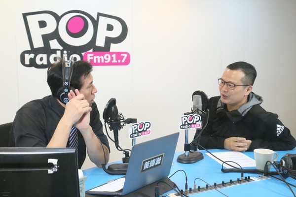 ▲▼台北市議員羅智強接受廣播節目專訪。（圖／《POP撞新聞》提供）