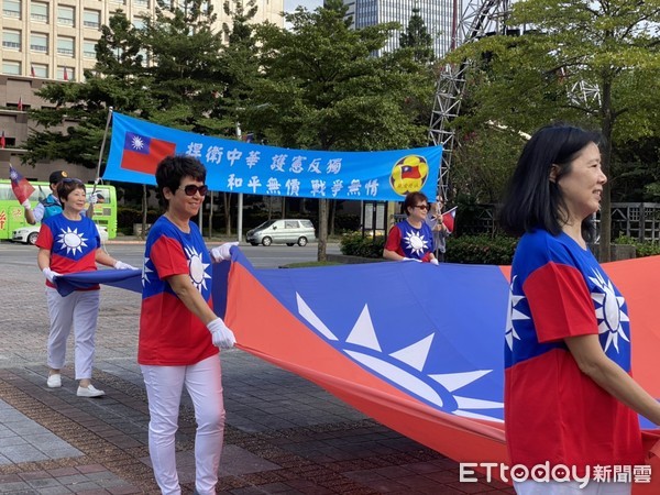 ▲▼中華民國中央軍事院校校友總會理事長季麟連將於10月10日在台北市府前廣場辦「璀璨雙十　捍衛中華」活動。（圖／記者袁茵攝）