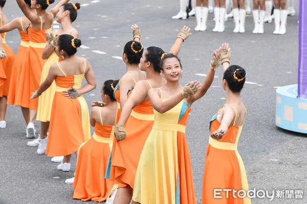 ▲109年國慶大會，北一女樂儀隊。（圖／記者林敬旻攝）