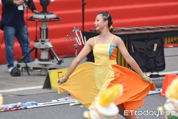 ▲109年國慶大會，北一女樂儀隊。（圖／記者林敬旻攝）