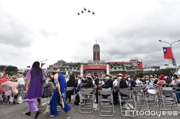 ▲▼109年國慶大會,空軍第四聯隊F-16V戰機衝場。（圖／記者李毓康攝）