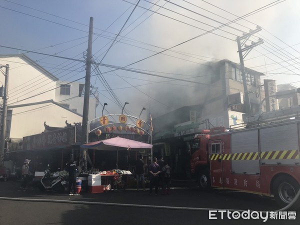 ▲▼朴子市第二市場火警。（圖／記者翁伊森翻攝）