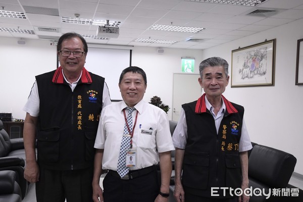 ▲▼花蓮火車站貼出公告修繕地下道滲水工程日期，涵括了全民運賽事期間。（圖／花蓮縣政府提供，下同）