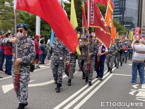 ▲▼軍系人士發起「護憲反台獨」活動。（圖／記者袁茵攝）