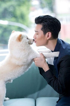 震撼彈！周興哲分了趙岱新？　最美主播IG藏伏筆