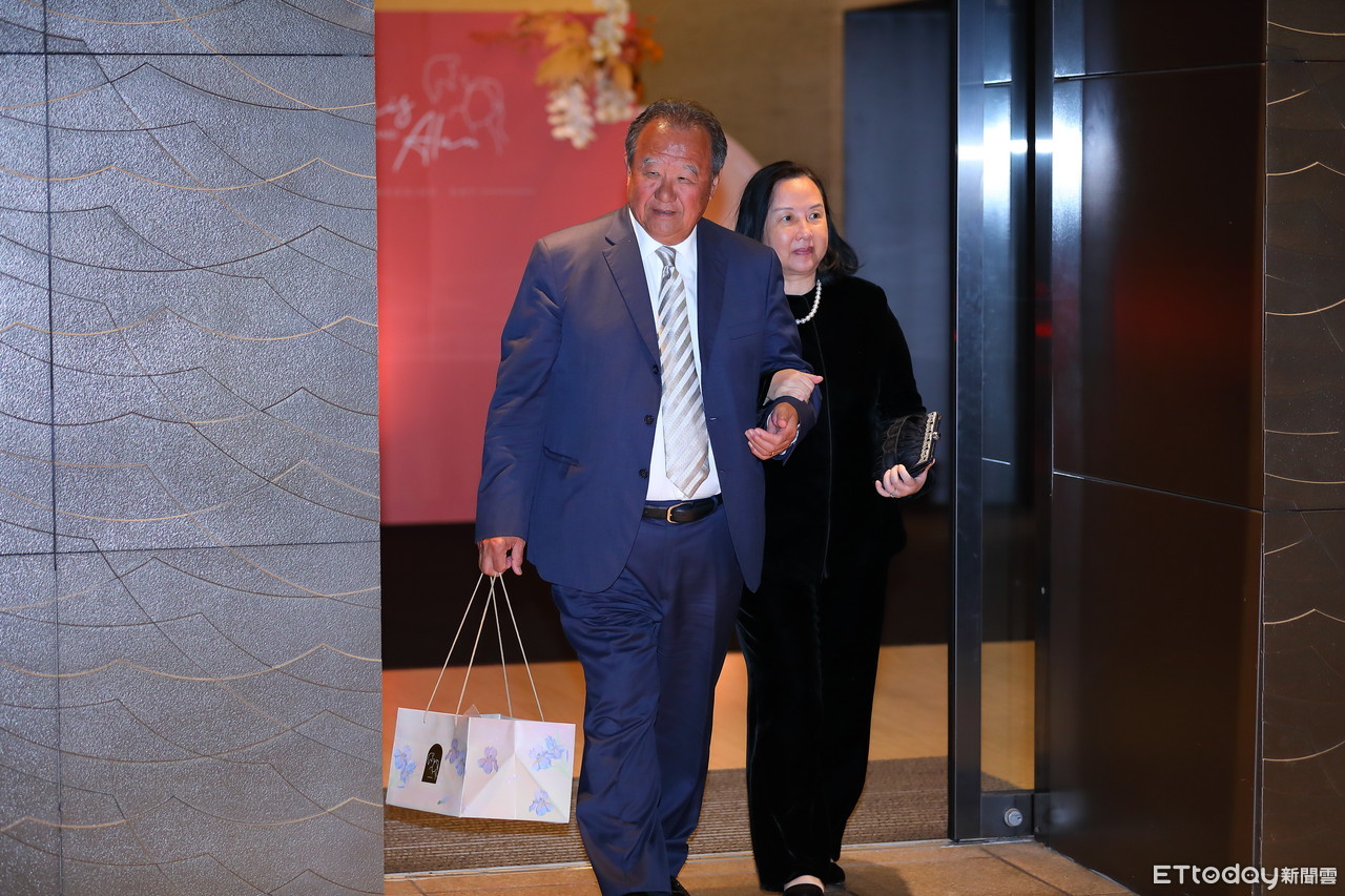 出租黃金商辦遭占用!學學文創槓玉山航空 台玻總裁夫婦開告