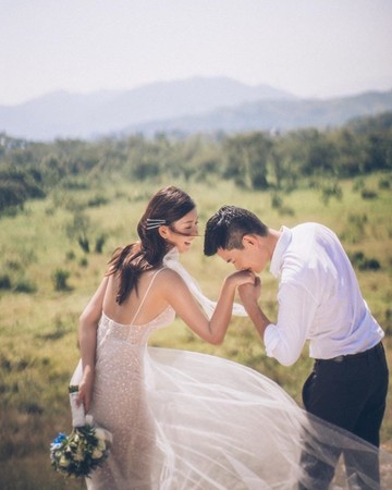 ▲▼余香凝宣布結婚，圈外老公大13歲證券男。（圖／翻攝自IG／余香凝）