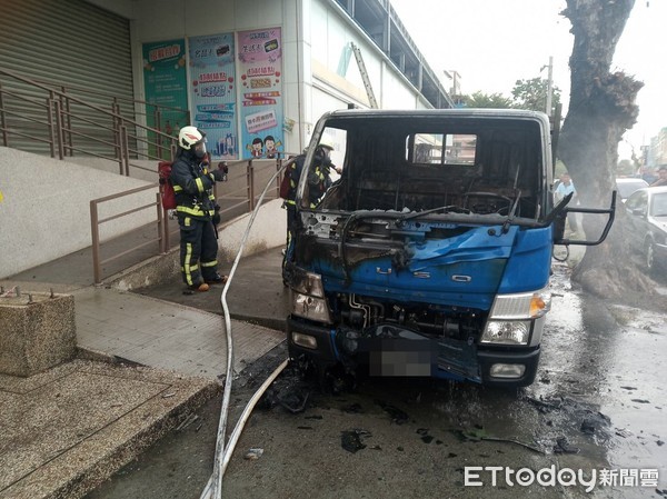 ▲▼彰化和美火燒車。（圖／記者唐詠絮翻攝）