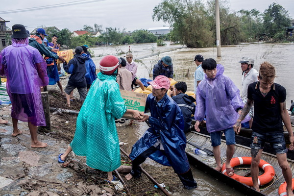 ▲▼越南與柬埔寨19日以來發生洪災，至少132人喪命。（圖／路透）