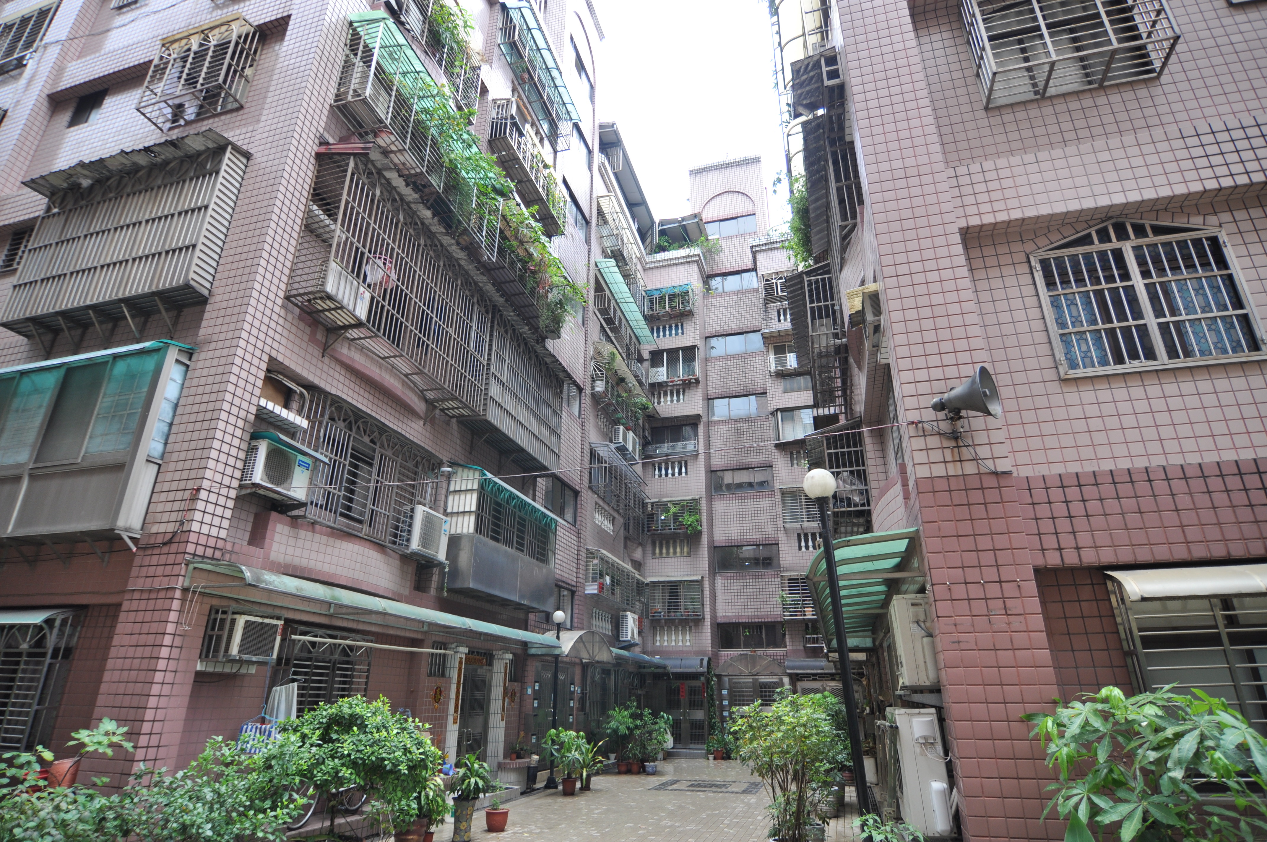 橫科路 新北市汐止區待售房屋的歷史成交紀錄及各大房仲開價比較 實價登錄比價王