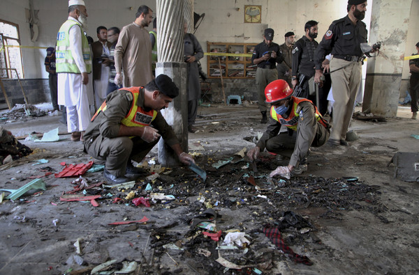 ▲▼▲ 巴基斯坦一所宗教學校爆炸。（圖／達志影像／美聯社）