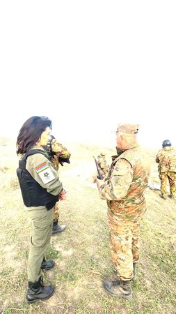 ▲亞美尼亞第一夫人安娜．哈克布延（Anna Hakobyan）宣布親上前線。（圖／翻攝自Facebook／Anna Hakobyan