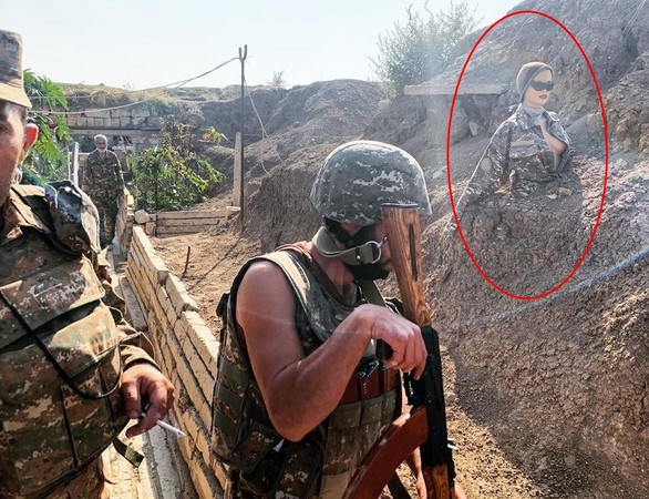 ▲亞美尼亞戰爭前線出現假模特兒。（圖／翻攝推特@saki552003）