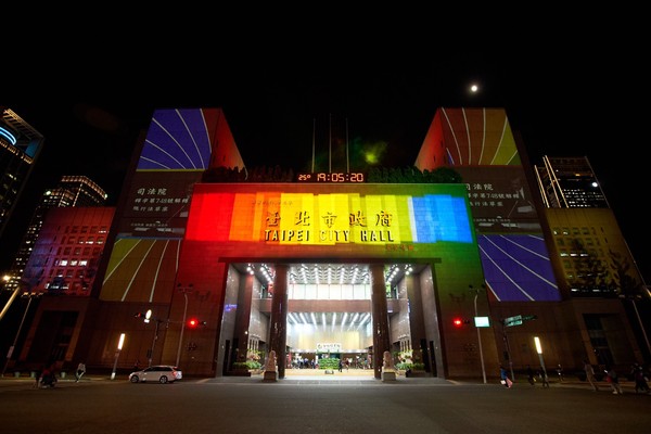 ▲「Color_Taipei彩虹燈光投影秀」自10月29日-31日於台北市府前精彩演出。（圖／觀傳局提供）