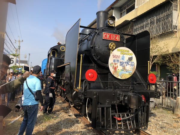 ▲CK124蒸汽火車在二水國際跑水節登場。（圖／彰化縣政府提供）