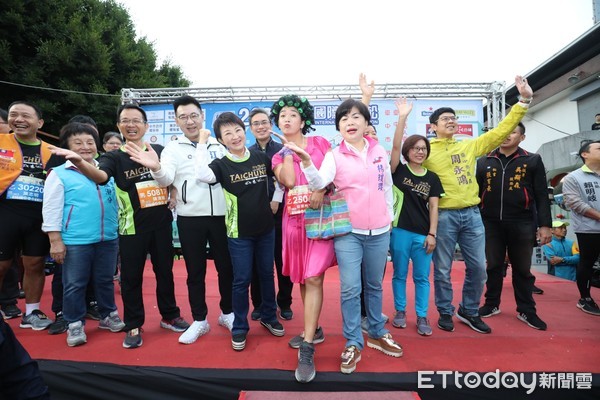 ▲▼2020台中國際馬拉松登場，上萬選手參與。（圖／台中市政府提供）