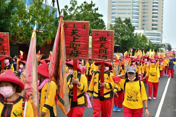 ▲台中浩天宮大庄媽遶境。（圖／翻攝臉書台中浩天宮大庄媽）