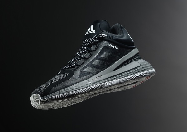 ▲為速度而生！adidas D Rose 11復刻經典。（圖／adidas提供）