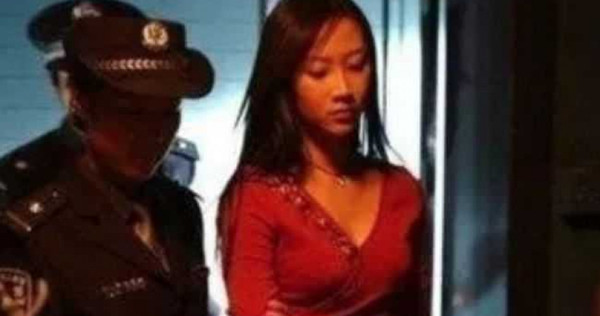 黑龍江女子畢麗梅在槍決後，竟然詐屍復活。（圖／翻攝自網易新聞）