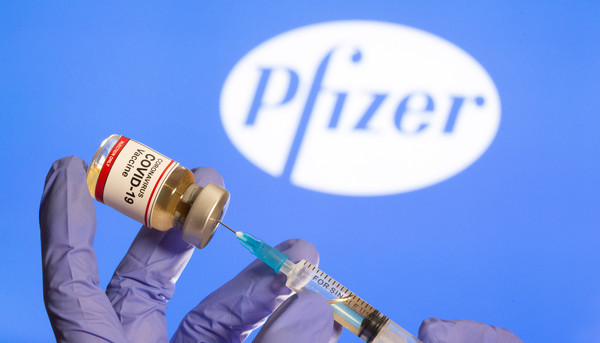 ▲▼美國輝瑞藥廠（Pfizer）於11月9日宣布候選疫苗的人體試驗9成有效。（圖／路透）