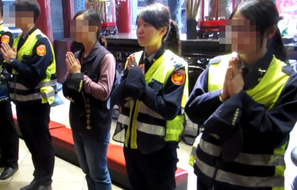 ▲▼為家庭不婚…北港女警遭輾斃　媽媽哭到腿軟「我的心肝寶貝啊。（圖／翻攝雲林縣警察局 - 北港分局）