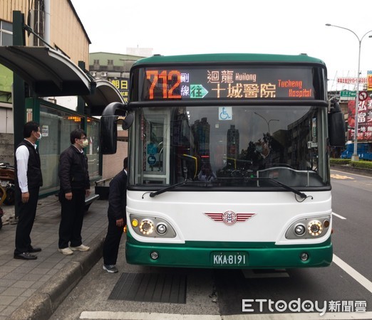 ▲土城醫院直達公車再增一線 712副線10日通車。（圖／新北市交通局提供）