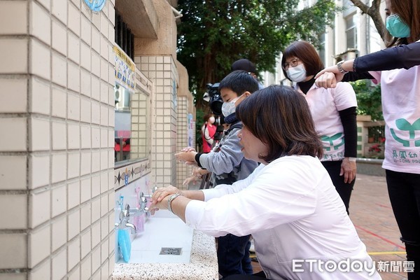 ▲▼ 走在防疫最前線 嘉義市腸病毒停課班數大幅降低            。（圖／記者翁伊森翻攝）