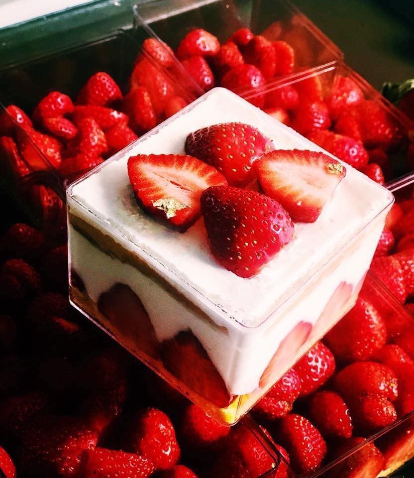 无法抗拒的8款「草莓季甜点」!搭配起司蛋糕让蚂蚁人失控