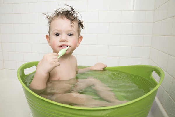 ▲▼寶寶,洗澡,刷牙。（圖／取自免費圖庫Pixabay）
