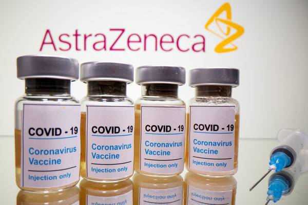 ▲▼牛津大學與生產商阿斯特捷利康製藥合作生產的新冠疫苗。（圖／路透）