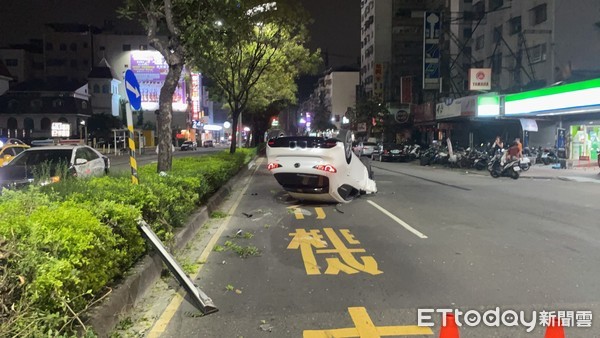 ▲▼廚師酒駕車禍。（圖／記者吳奕靖翻攝）