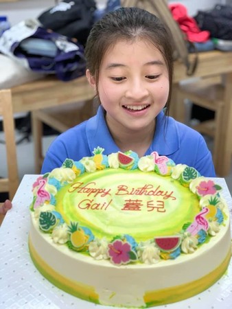 ▲▼蓋兒Gail日前慶祝15歲生日，宣布將回到台灣。（圖／滾石唱片提供）