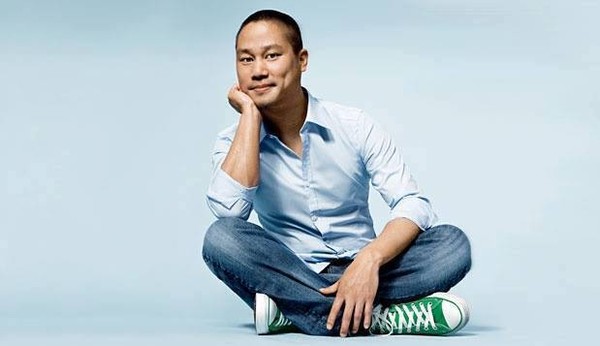 ▲▼網路最大鞋商Zappos 台裔創辦人謝家華46歲辭世。（圖／翻攝自Zappos）