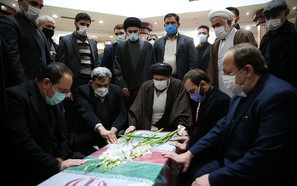 ▲▼  伊朗核子科學家法克里薩德（Mohsen Fakhrizadeh）30日舉行葬禮。（圖／路透）
