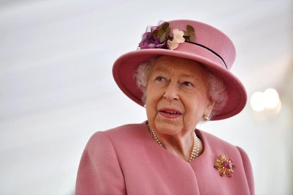 英國女王最近在招募私人祕書。（翻攝The Royal Family臉書）