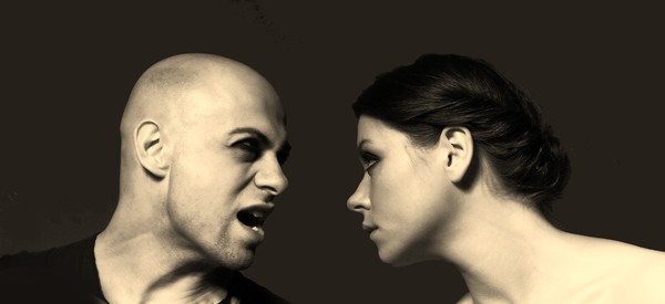 ▲情侶爭執，女子一氣之下刺死男友。（圖／取自免費圖庫pixabay）