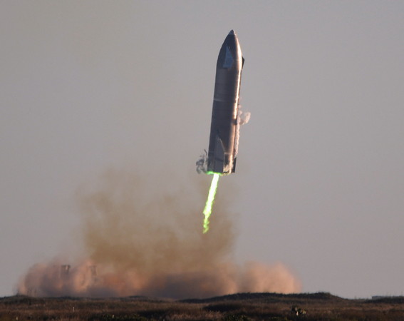 ▲▼SpaceX「星艦」（Starship）火箭爆炸。（圖／路透）