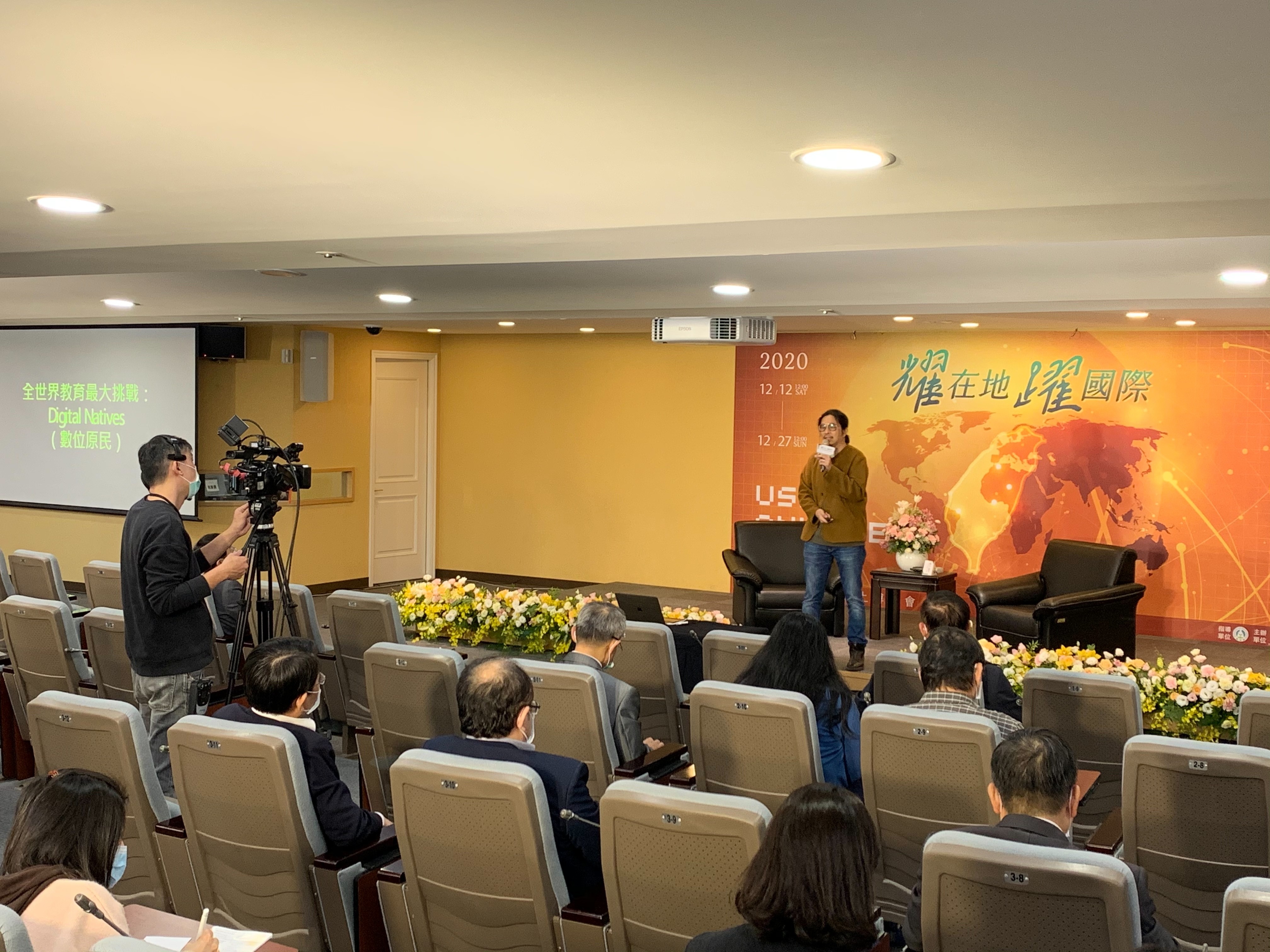 ▲▼台灣大學電機系教授葉丙成。（圖／教育部提供）