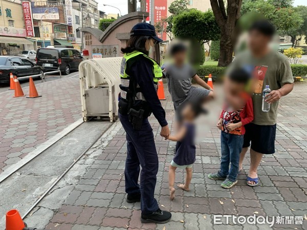 ▲國中生機警發現男童獨自一人，上前關心報警，找到家人             。（圖／記者陳崑福翻攝）