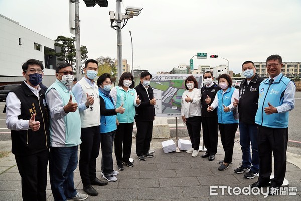 ▲▼ 視察西區全民運動館預定地蘇貞昌院長對於嘉義市政府所提金額全力支持            。（圖／記者翁伊森翻攝）