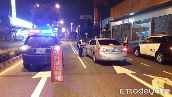 ▲台南市警局發布2020年多項工作成果數據，顯示台南整體治安、交通狀況均呈現穩定進步趨勢，並宣示打造六都最安全城市，回應市民期待。（圖／記者林悅翻攝，下同） 