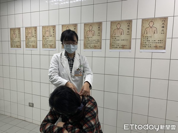 ▲臺北榮總臺東分院中醫科也特別提供三九貼服務             。（圖／記者楊漢聲翻攝）