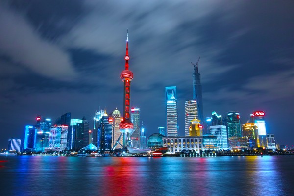 ▲上海東方線上總監徐百威以六個趨勢，建議品牌經營者多加注意中國市場的未來走向。（圖／記者分眾傳媒攝）