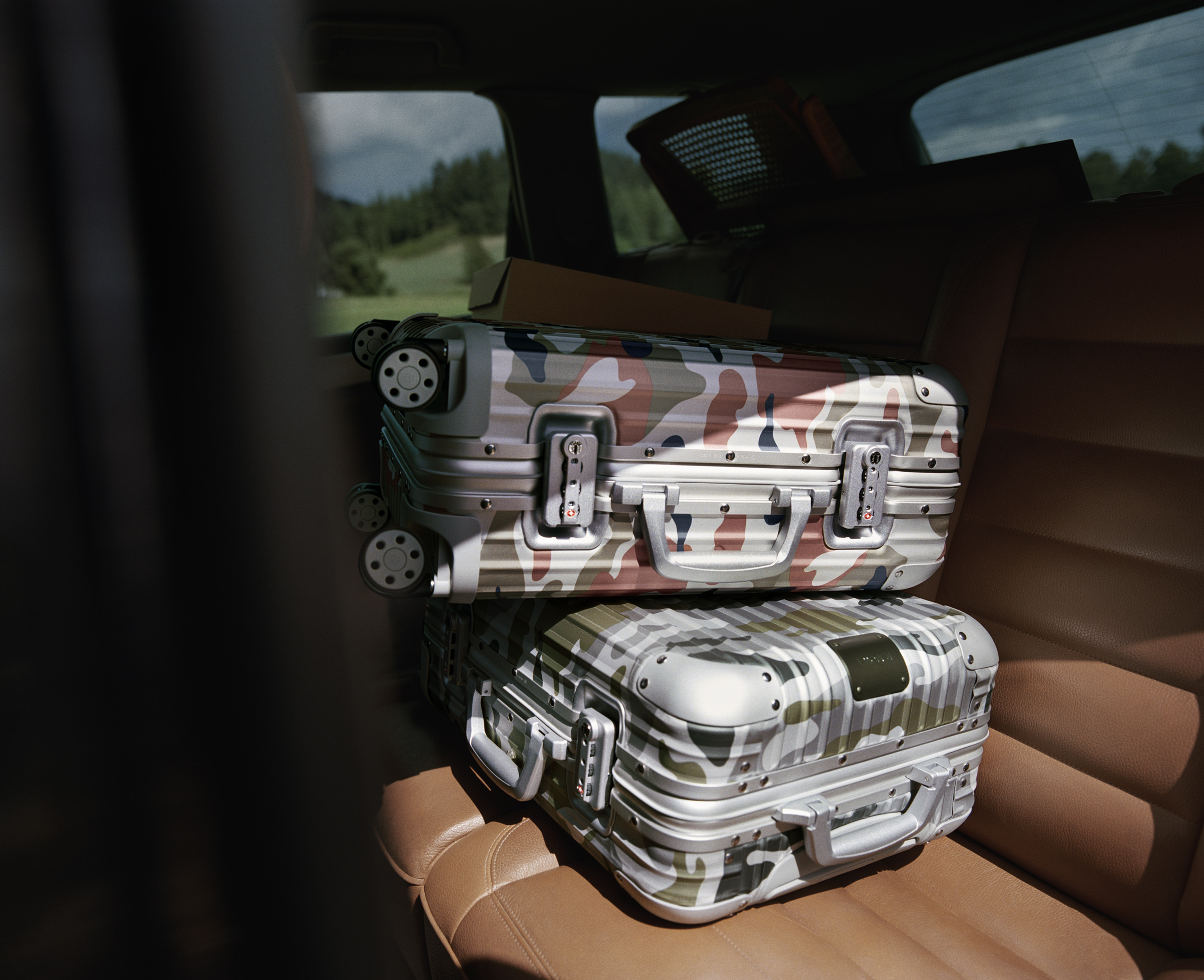 ▲Rimowa三色迷彩行李箱。（圖／品牌提供）