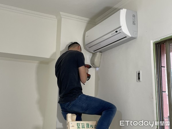 ▲▼ 修電表,修水電,水電師傅,施工,冷氣維修,冷氣安裝,施作,裝潢,中古屋裝潢,房子裝潢,房子裝修,房屋裝修,房屋裝潢    。（圖／記者張菱育攝）